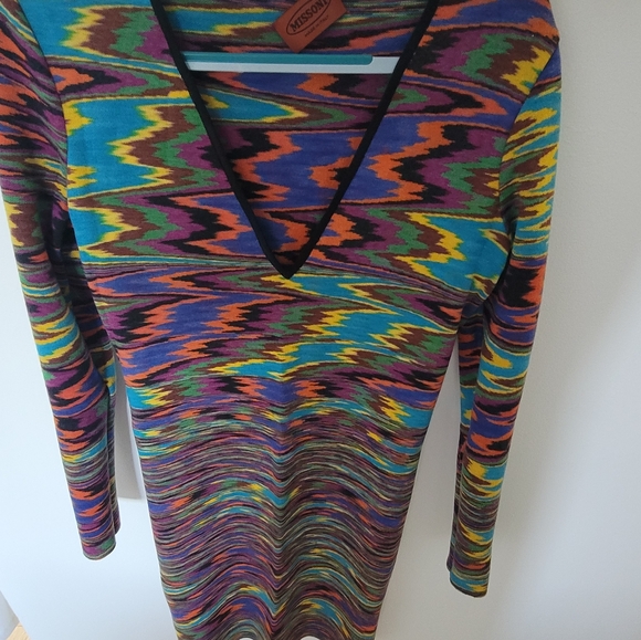 Dress - Picture 4 of 5